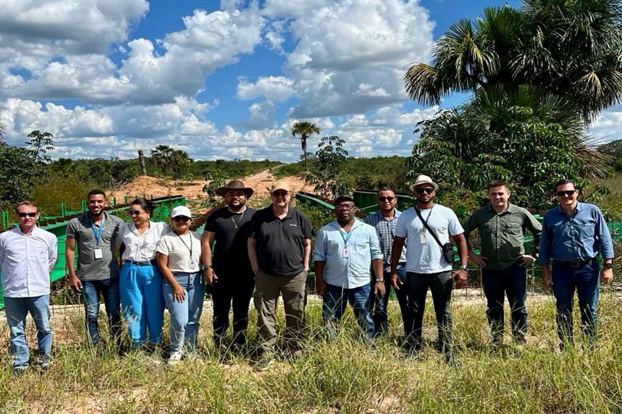 Comitiva da SDE apresenta oportunidades de investimentos para indústrias do Oeste