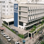 Duas funcionárias ficam feridas após queda de elevador no Hospital Português, em Salvador
