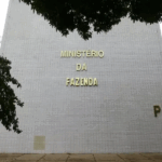 Governo prevê arrecadar R$ 10,5 bi em 2025 e R$ 20,9 bi em 2026 com MP que aumenta impostos