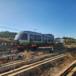 Última remessa de trens do VLT de Salvador segue para adequações em São Paulo e marca nova etapa do projeto de mobilidade