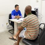 Vagas seguem disponíveis para consultas e exames durante o Novembro Azul; saiba como agendar