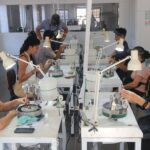 Com a formação de lapidários, o Centro Gemológico da Bahia fortalece cadeia produtiva de gemas e joias no estado